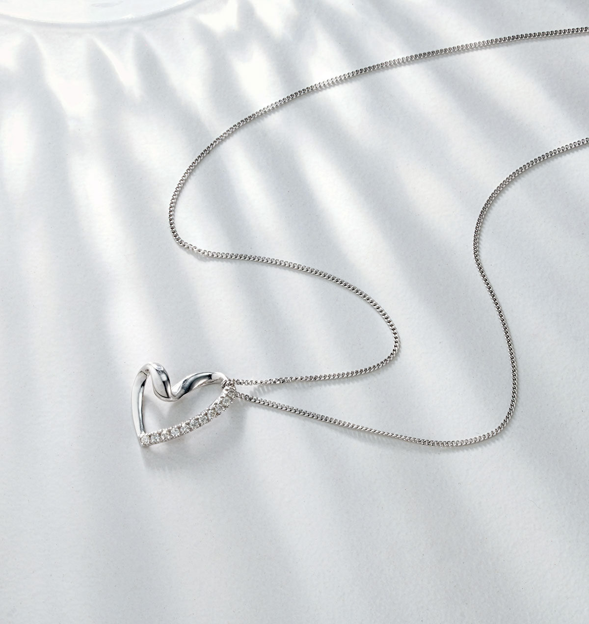 Heart Pendant Necklace 0.10ct Diamond 9K White Gold