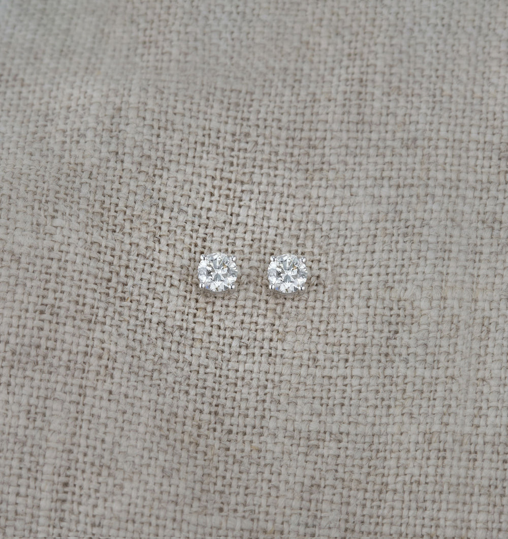 Lab Diamond Studs Earrings 0.20ct H/Si Quality in 9K White Gold - 3mm