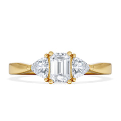 Aurora Lab Diamond Emerald Cut and Trillion 1.00ct Ring in 18K Gold F/VS1