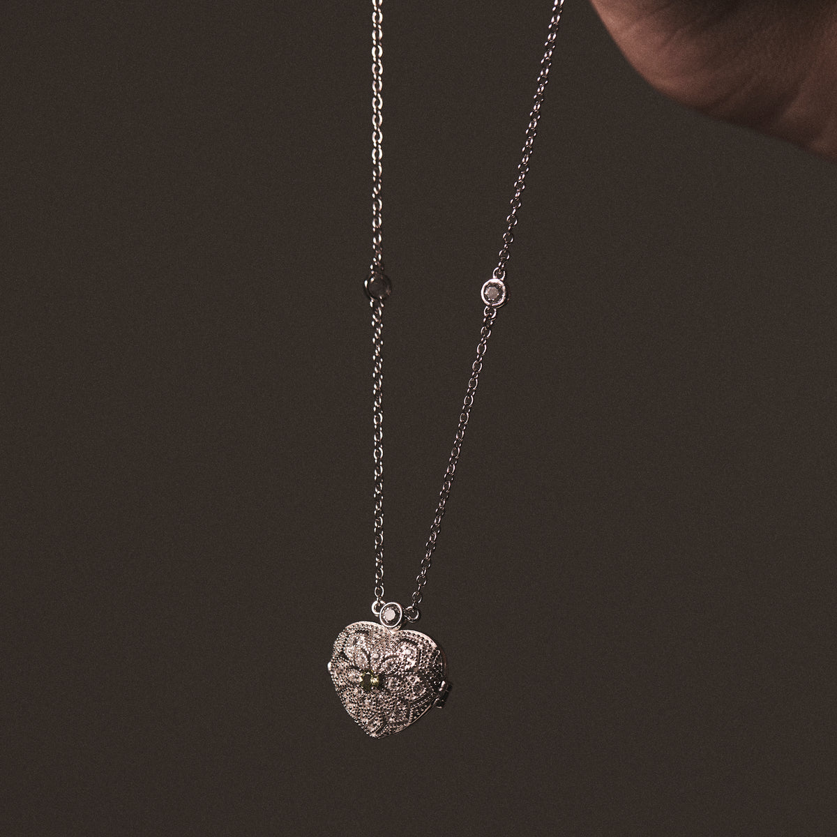 Peridot August Birthstone Vintage Locket Necklace With Topaz in Silver