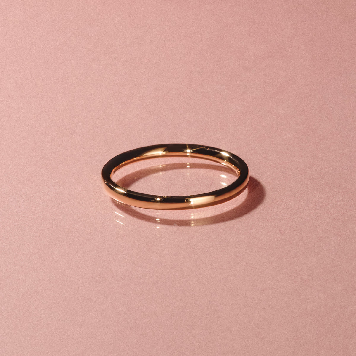 Amora 18K Gold Wedding Ring