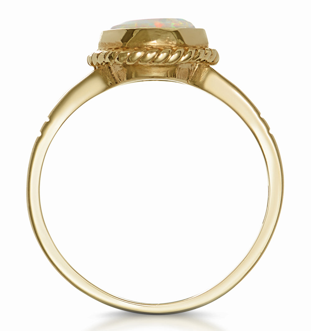 Opal 1.02CT 9K Yellow Gold Ring