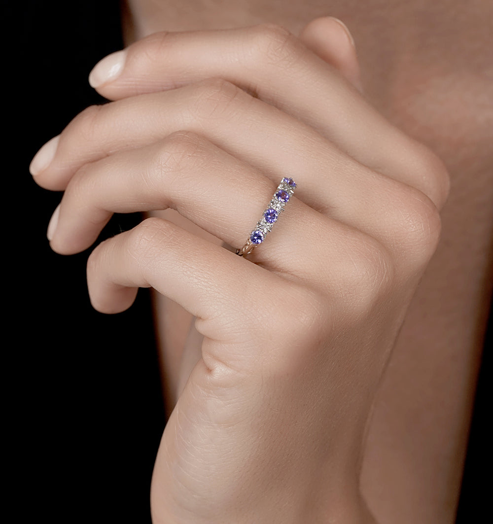Tanzanite 0.40CT And Diamond 9K Gold Ring
