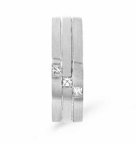 Lauren 3 Stone Platinum Diamond Wedding Ring 0.07CT H/SI