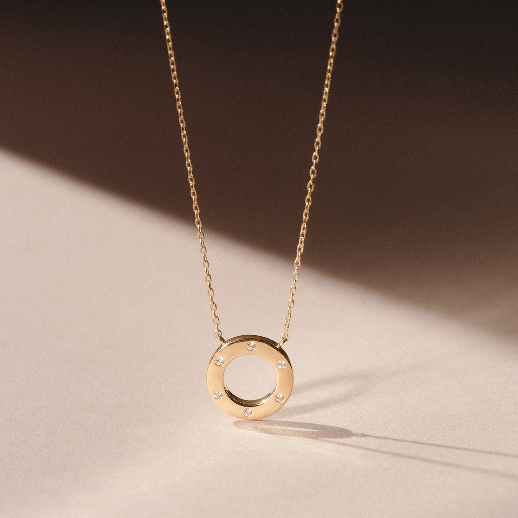 Élan 0.06ct Lab Diamond Circle Necklace in 18K Gold Vermeil