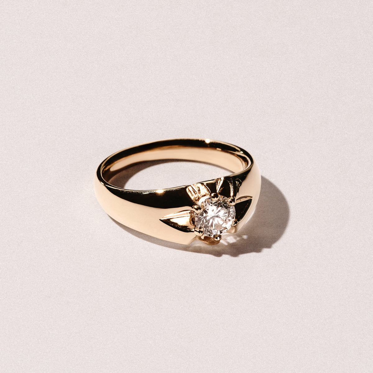 Lab Diamond Signet Ring 0.50ct Round Cut in 18K Gold Vermeil