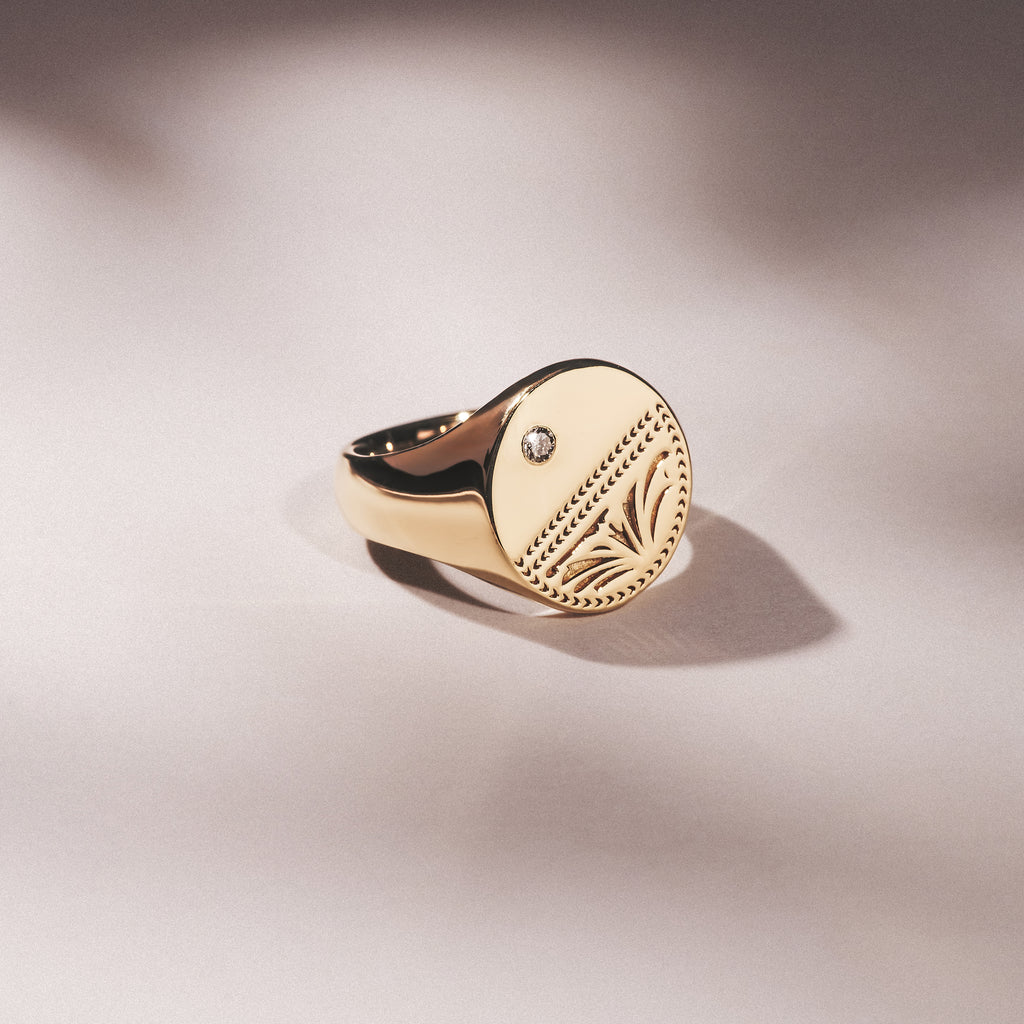 Crest 0.03ct Lab Diamond Men's Round Signet Ring in 18K Yellow Gold Vermeil