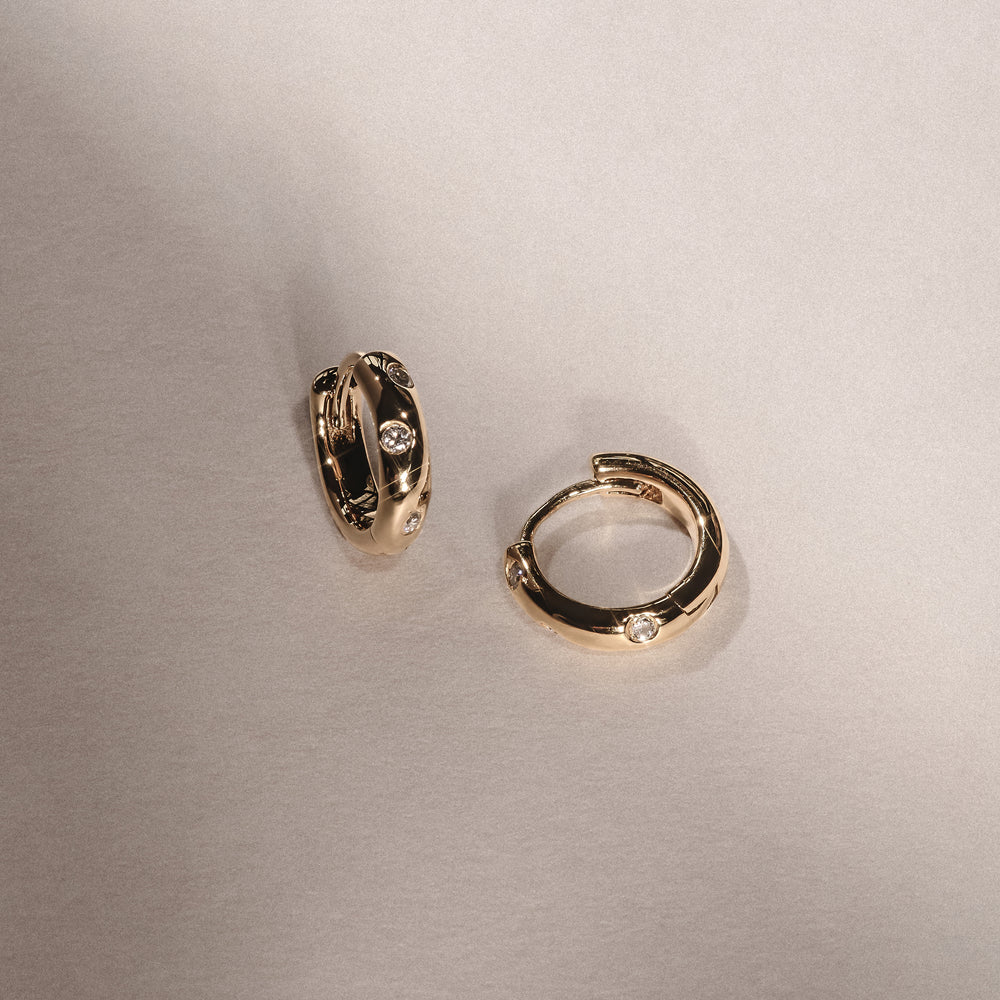 Seamless Lab Diamond Huggie Earrings 0.08ct in 18K Gold Vermeil