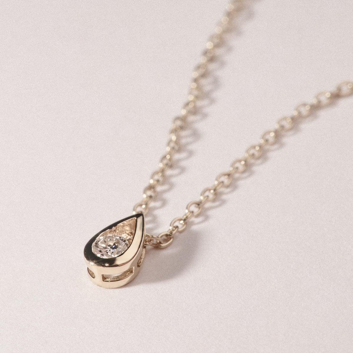 Teardrop Solitaire 0.25ct H/SI Round Cut Lab Grown Necklace in 18K Gold Vermeil