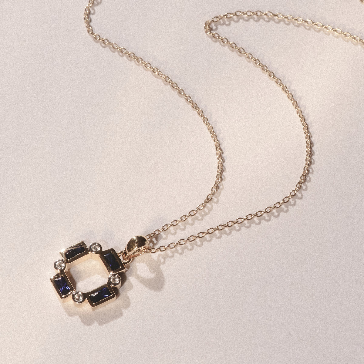 Forme 0.40ct Baguette Cut Lab Sapphire Pendant Necklace in 18K Gold Vermeil