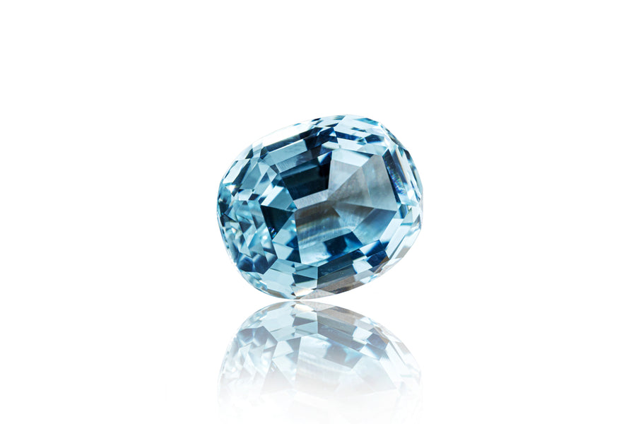 blue diamond oval cut