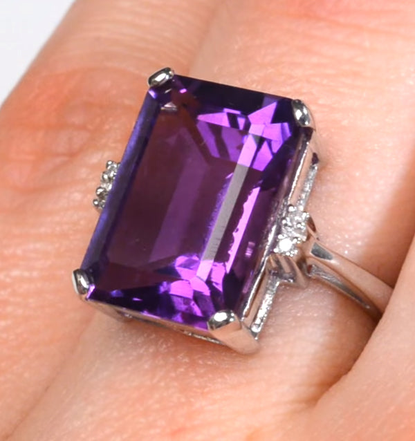 Amethyst 6.40ct And Diamond 9K White Gold Ring