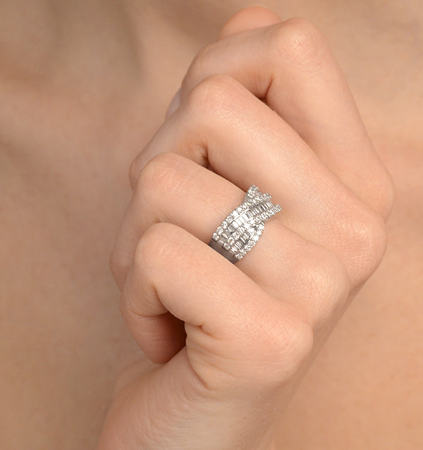 Diamond 1.00CT 18K White Gold Cross-Over Ring
