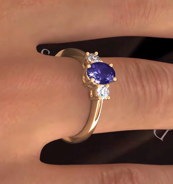 Tanzanite 7 x 5mm And Diamond 18K Gold Ring N4317