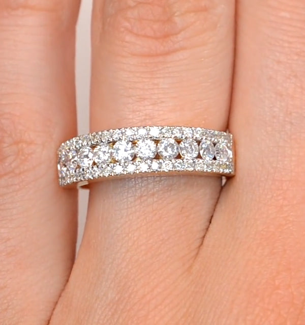 Diamond 1.00ct And 18K Gold Half Eternity Ring - N4495