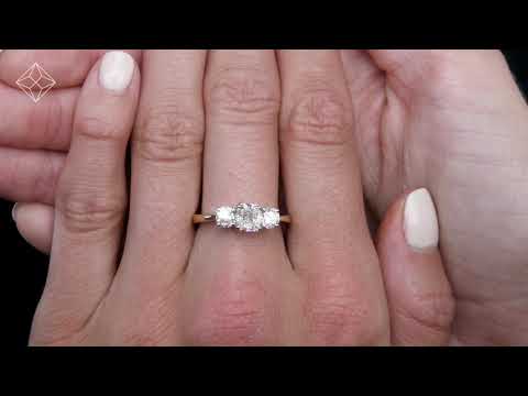 3 Stone Meghan Diamond Engagement Ring 1.7CT G/Vs1 in 18K Gold