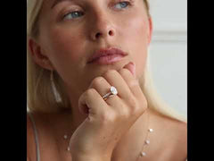Amora 18K Gold Wedding Ring