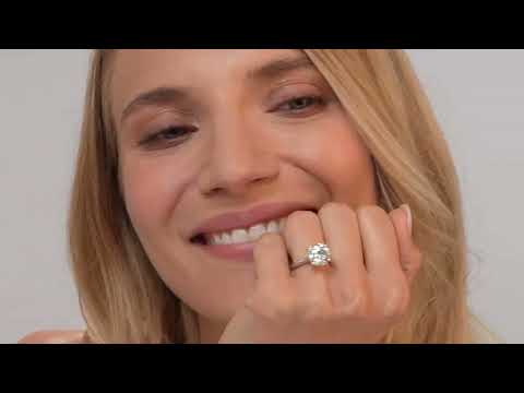 Grace 5.00ct Lab Diamond Round Cut Engagement Ring in 18K Yellow Gold G/VS1