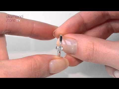 Certified Pear Shaped Platinum Diamond Engagement Ring 0.25CT-G/Vs
