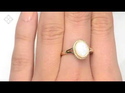 Opal 1.02CT 9K Yellow Gold Ring